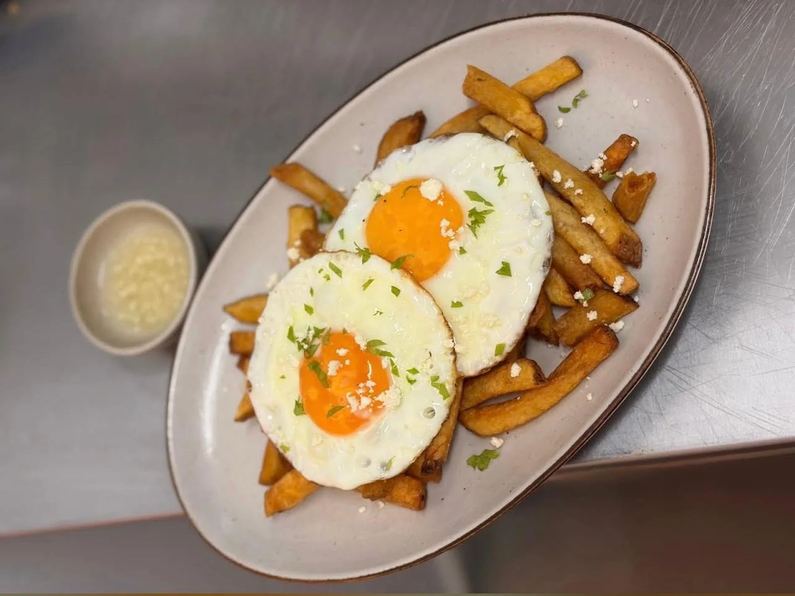 SLŌU Fries with Mujdei